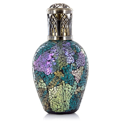 https://www.scentsandhome.de/wp-content/uploads/sites/2/2025/09/489777440-5.jpg