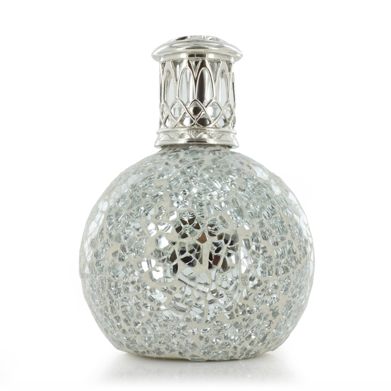 https://www.scentsandhome.de/wp-content/uploads/sites/2/2025/09/734647795-5.jpg