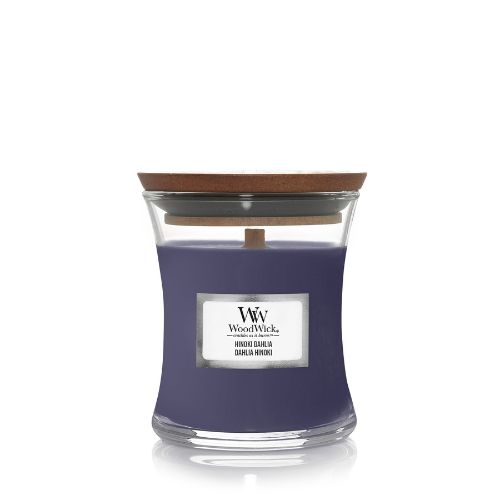 https://www.scentsandhome.de/wp-content/uploads/sites/2/2025/09/WoodWick-Mini-Candle-Hinoki-Dahlia-www.geurvoorjehuis.nl_-2.jpg