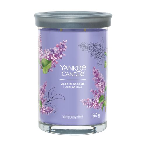https://www.scentsandhome.de/wp-content/uploads/sites/2/2025/09/Yankee-Candle-Signature-Large-Tumbler-Lilac-Blossoms-www.geurvoorjehuis.nl_-2.jpg