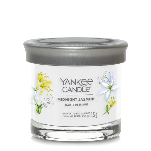 https://www.scentsandhome.de/wp-content/uploads/sites/2/2025/09/Yankee-Candle-Signature-Small-Tumbler-Midnight-Jasmine-www.geurvoorjehuis.nl_-2.jpg