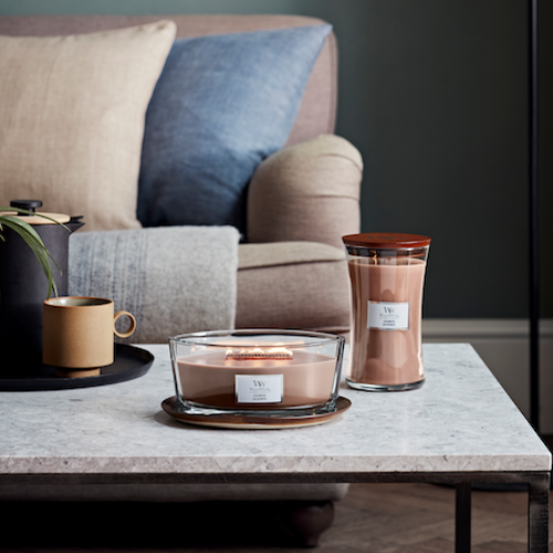 https://www.scentsandhome.de/wp-content/uploads/sites/2/2025/09/woodwick-cashmere-www.geurvoorjehuis.nl_-5.png