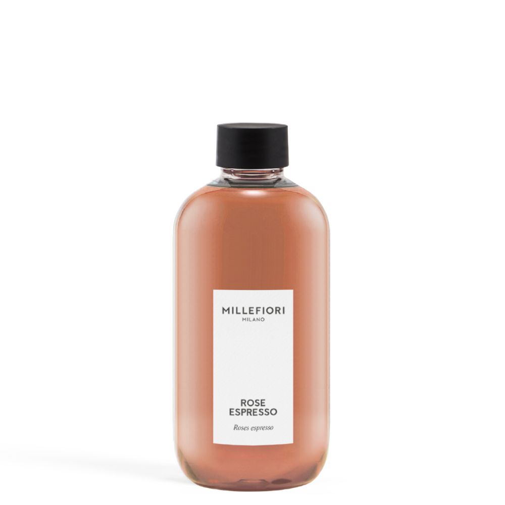 https://www.scentsandhome.de/wp-content/uploads/sites/2/2026/04/Millefiori-Milano-Refill-voor-Geurstokjes-Rose-Espresso-250-ml-www.geurvoorjehuis.nl_.jpg