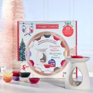 Yankee Candle Geschenkset mit 12 Wachs-Melts und einem Duftwärmer aus der Après-Ski-Kollektion